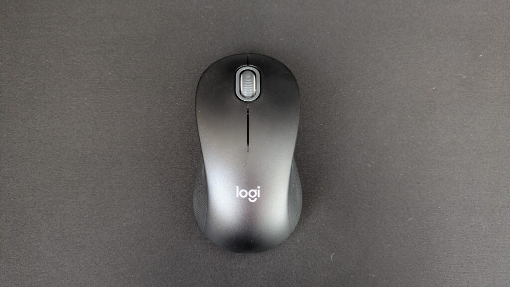 Logicool M550Lの上からの写真